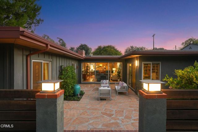 1025 Nithsdale Road, Pasadena, CA 91105