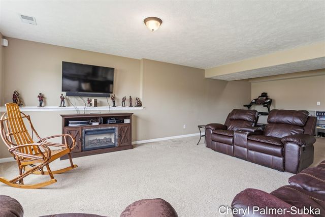 6293 Norfolk Drive, Muskegon, MI 49444