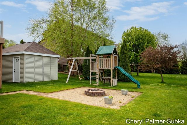 6293 Norfolk Drive, Muskegon, MI 49444