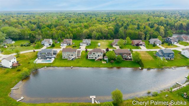 6293 Norfolk Drive, Muskegon, MI 49444