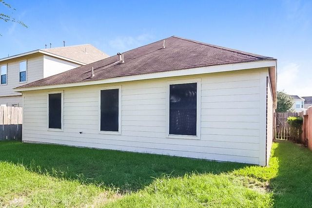 18407 Knob Hill Lake Lane, Humble, TX 77346
