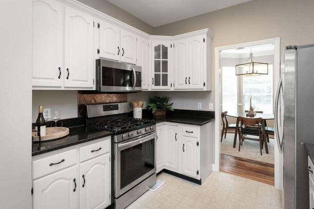 2610 Eagle Creek Way, Signal Mountain, TN 37377