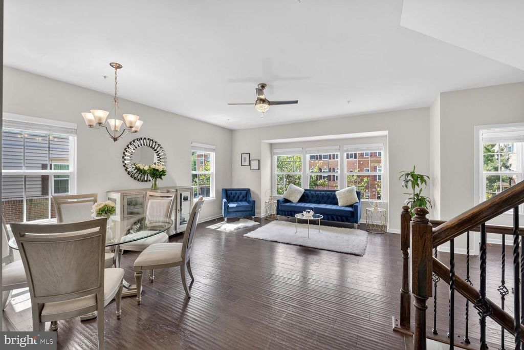 Image 10 of property listing at 15515 SUNNINGDALE PL, Upper Marlboro, MD 20774