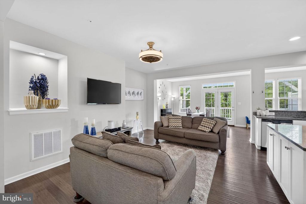 Image 15 of property listing at 15515 SUNNINGDALE PL, Upper Marlboro, MD 20774
