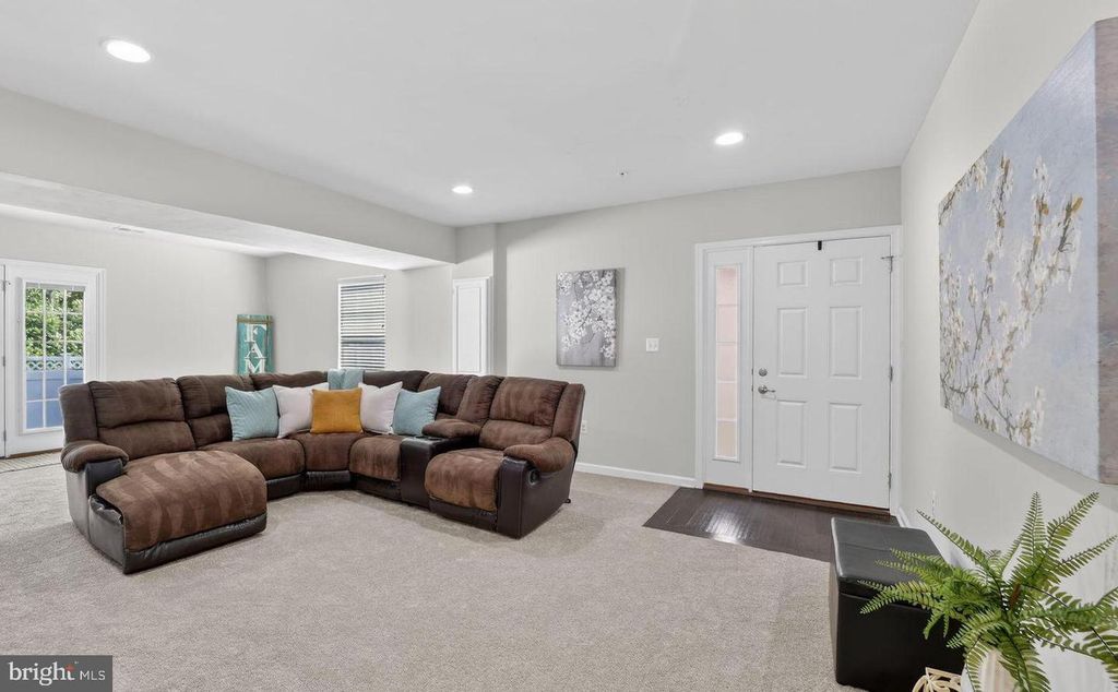 Image 33 of property listing at 15515 SUNNINGDALE PL, Upper Marlboro, MD 20774