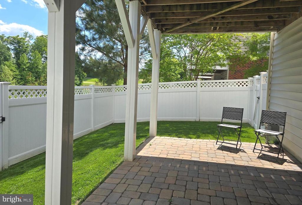 Image 35 of property listing at 15515 SUNNINGDALE PL, Upper Marlboro, MD 20774