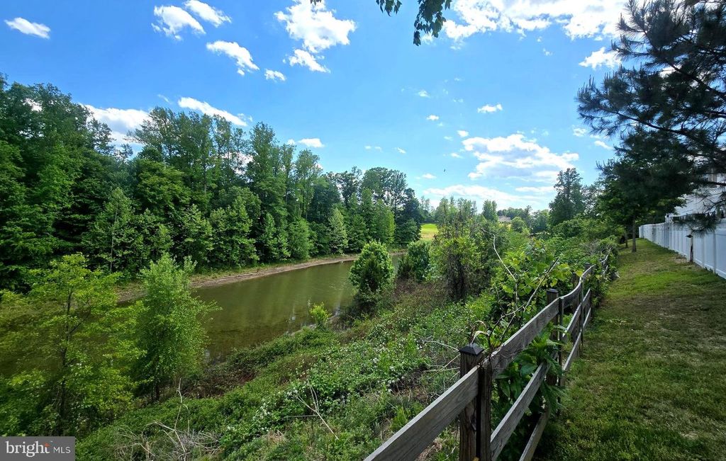 Image 38 of property listing at 15515 SUNNINGDALE PL, Upper Marlboro, MD 20774