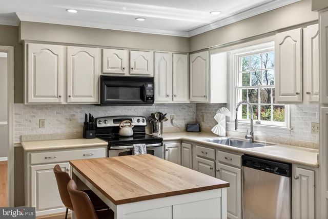 4809 OLD CHAPEL RD, Catlett, VA 20119