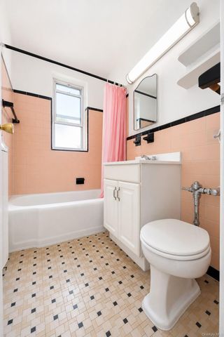 14444 41st Avenue 4C, Flushing, NY 11355