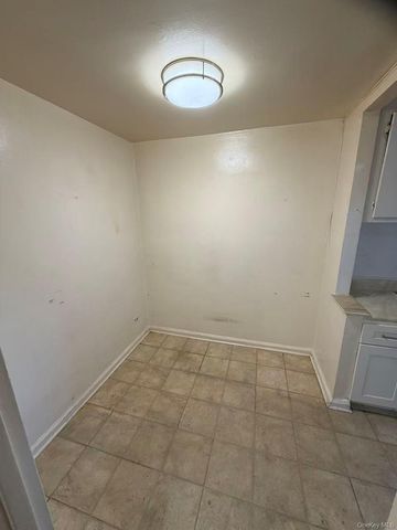 14444 41st Avenue 4C, Flushing, NY 11355