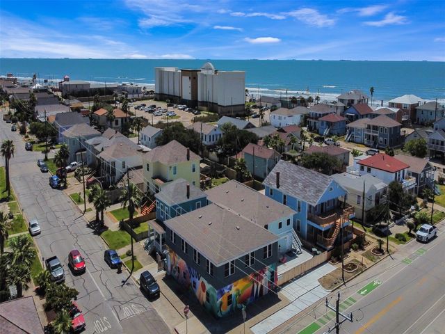1827 Avenue O 2, Galveston, TX 77550
