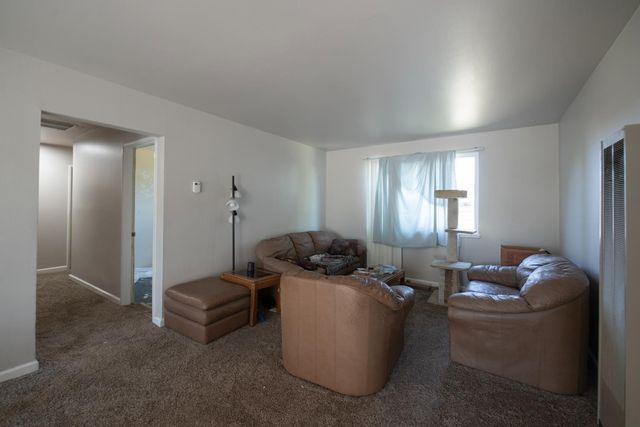 4431 N Augusta Street, Fresno, CA 93726