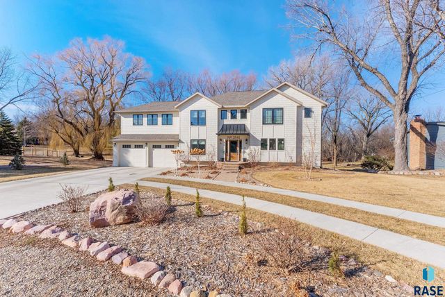 2841 E Old Orchard Trl Trail, Sioux Falls, SD 57103
