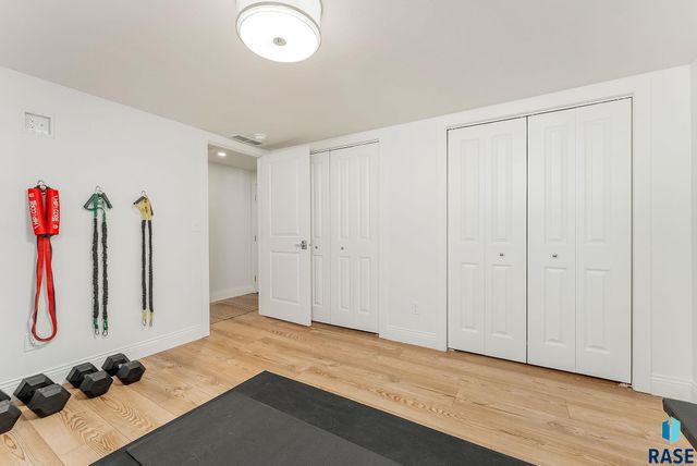 2841 E Old Orchard Trl Trail, Sioux Falls, SD 57103