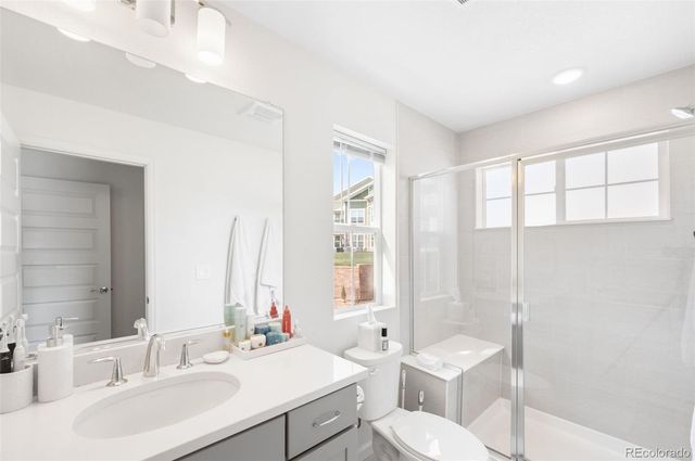 23728 E Ida Drive B, Aurora, CO 80016