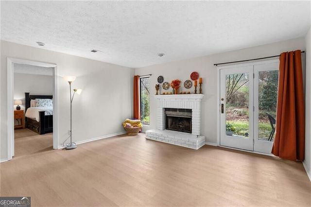 1114 Mcclelen Way, Decatur, GA 30033