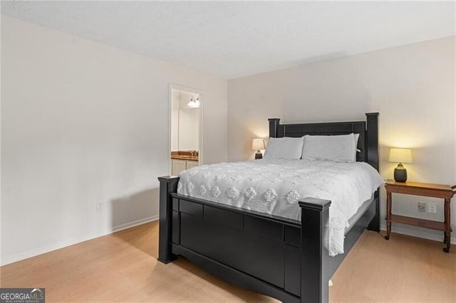 1114 Mcclelen Way, Decatur, GA 30033