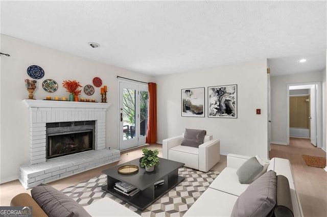 1114 Mcclelen Way, Decatur, GA 30033