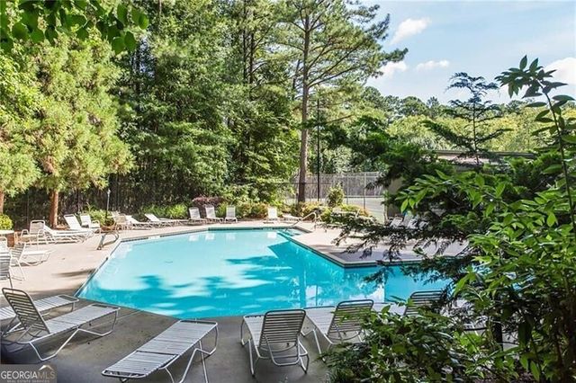 1114 Mcclelen Way, Decatur, GA 30033