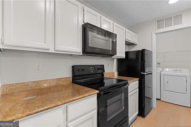 1114 Mcclelen Way, Decatur, GA 30033