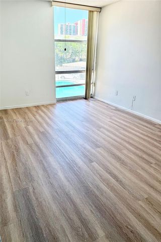 200 172nd St 222, Sunny Isles Beach, FL 33160