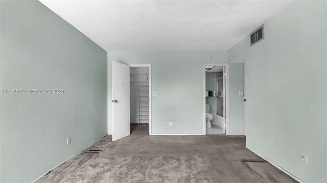 200 172nd St 222, Sunny Isles Beach, FL 33160