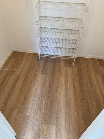 200 172nd St 222, Sunny Isles Beach, FL 33160