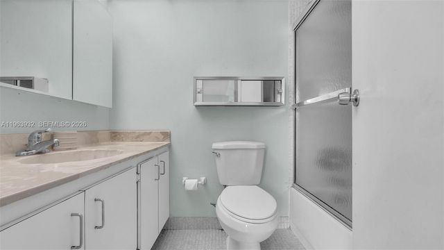 200 172nd St 222, Sunny Isles Beach, FL 33160