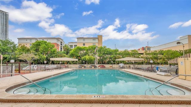 200 172nd St 222, Sunny Isles Beach, FL 33160