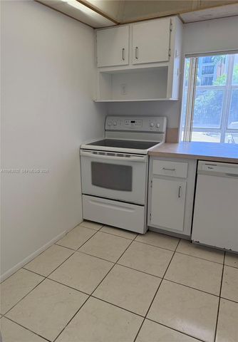 200 172nd St 222, Sunny Isles Beach, FL 33160