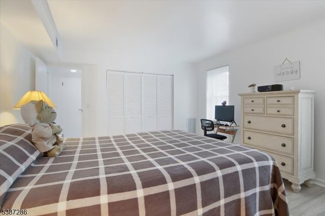 1004 Unicorn Way 2, Clifton City, NJ 07011