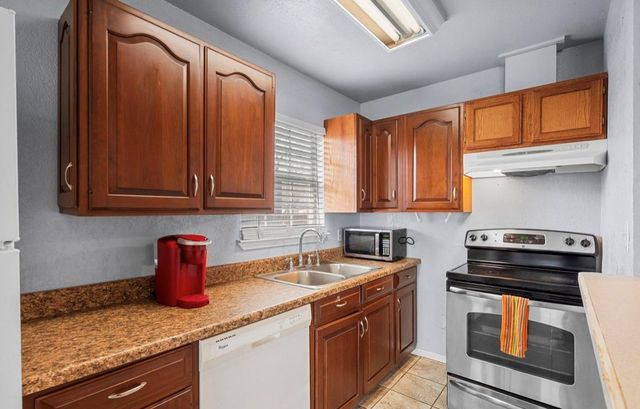 620 6th Street, Dickinson, TX 77539