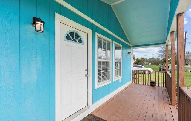 620 6th Street, Dickinson, TX 77539