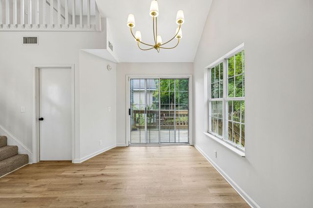 1040 Mulberry Way, Nashville, TN 37207