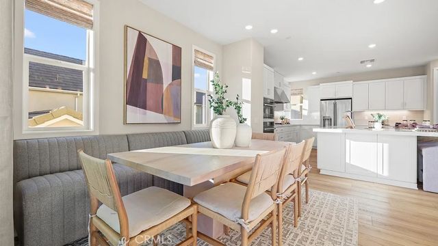 27387 Fox Den Place, Valencia, CA 91381