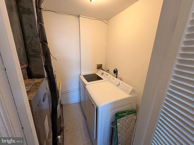 1077 N INDEPENDENCE DR, Montross, VA 22520