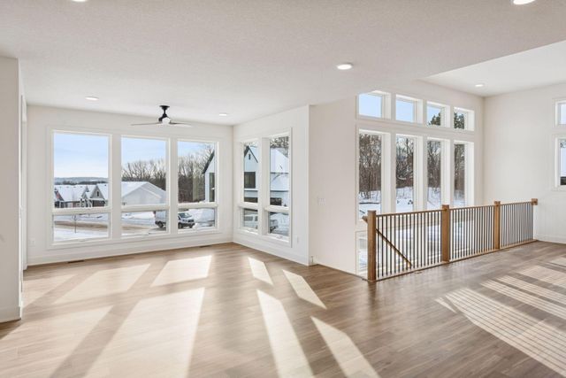 934x Hillsboro Place, Savage, MN 55378