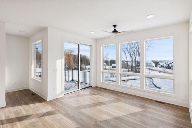 934x Hillsboro Place, Savage, MN 55378