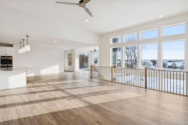 934x Hillsboro Place, Savage, MN 55378