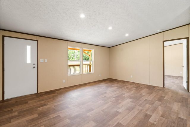 650 Wood Haven, Livingston, TX 77351