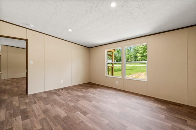 650 Wood Haven, Livingston, TX 77351