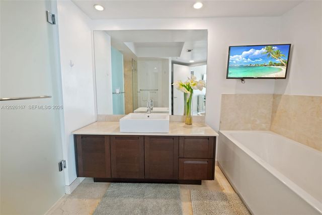 150 Sunny Isles Blvd 1-1101, Sunny Isles Beach, FL 33160