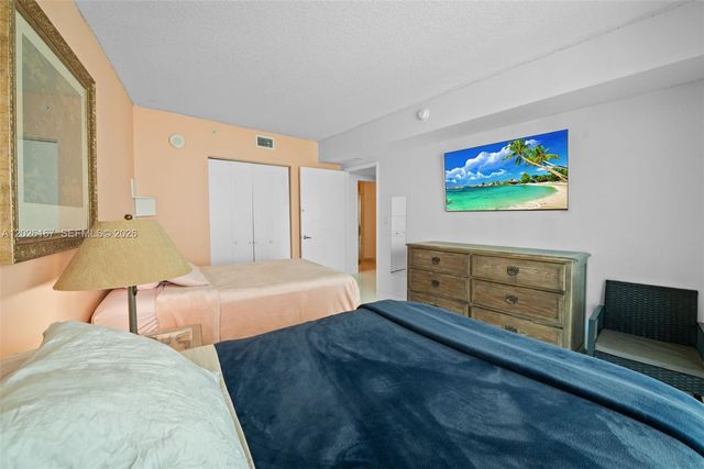 150 Sunny Isles Blvd 1-1101, Sunny Isles Beach, FL 33160