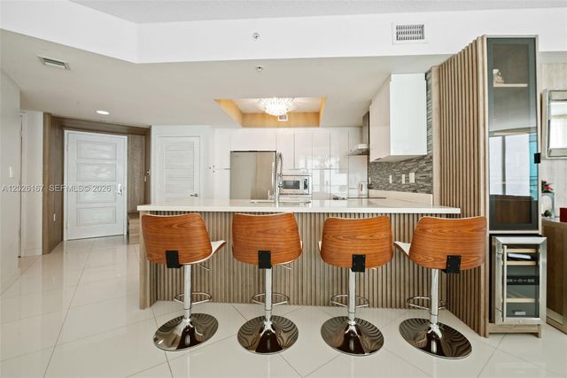 150 Sunny Isles Blvd 1-1101, Sunny Isles Beach, FL 33160