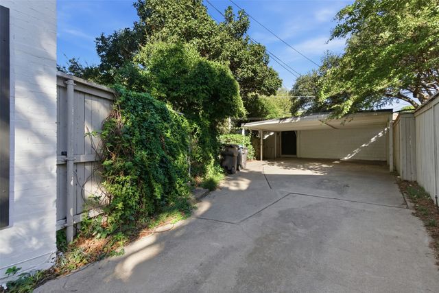 4224 Pershing Avenue, Fort Worth, TX 76107