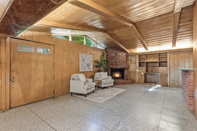 4224 Pershing Avenue, Fort Worth, TX 76107