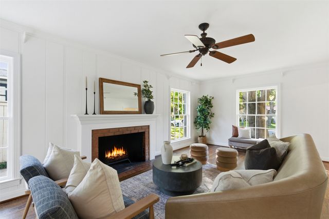 4224 Pershing Avenue, Fort Worth, TX 76107