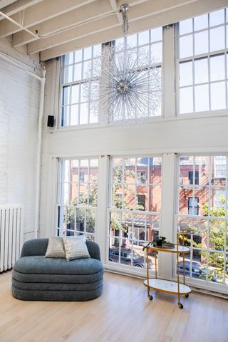 48 Charles Street 3R, Boston, MA 02114
