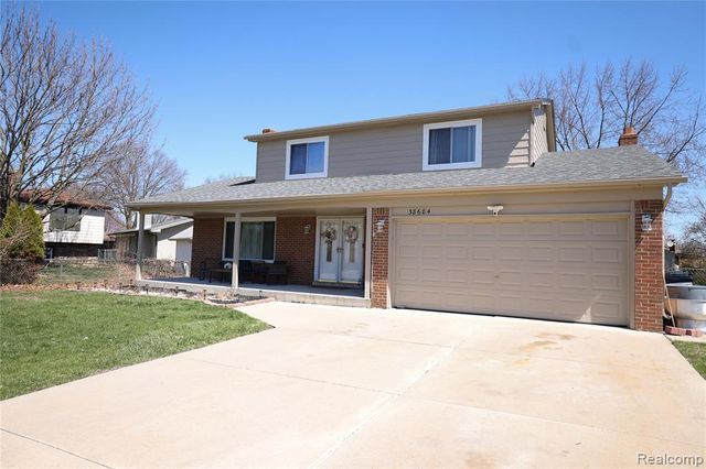 38684 Pinebrook Drive, Sterling Heights, MI 48310