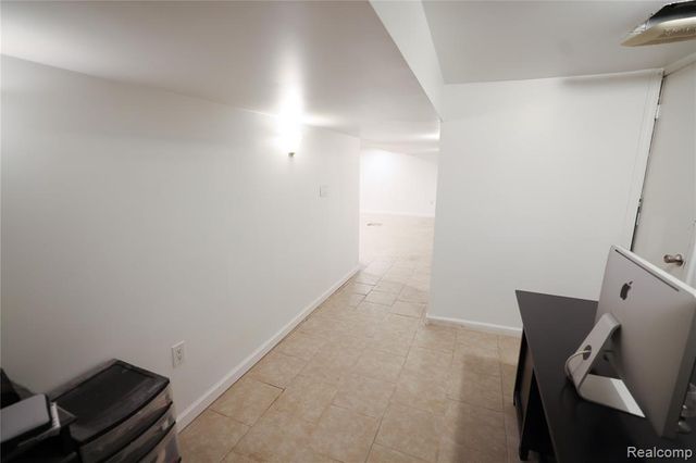 38684 Pinebrook Drive, Sterling Heights, MI 48310